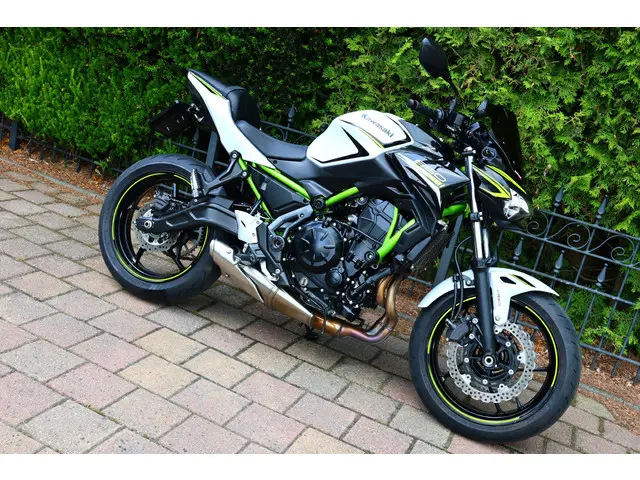 Kawasaki Z650 ABS 50kw 2020 Benzine 8