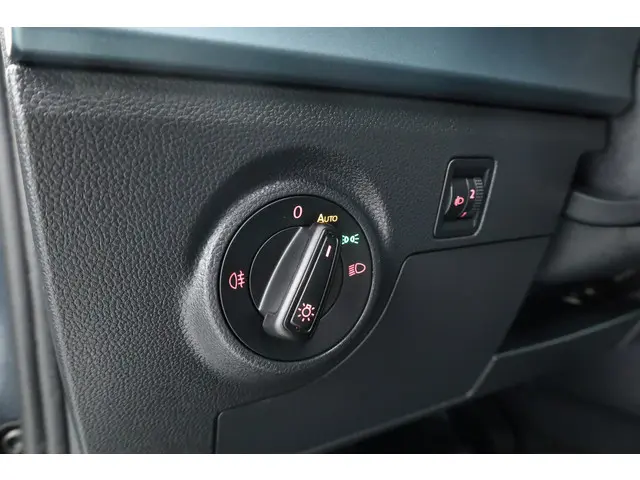 SEAT Arona 1.0 TSI Xperience 2021 Benzine 8