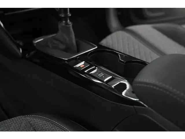 Peugeot 208 PureTech 100 Allure 2024 Benzine 43