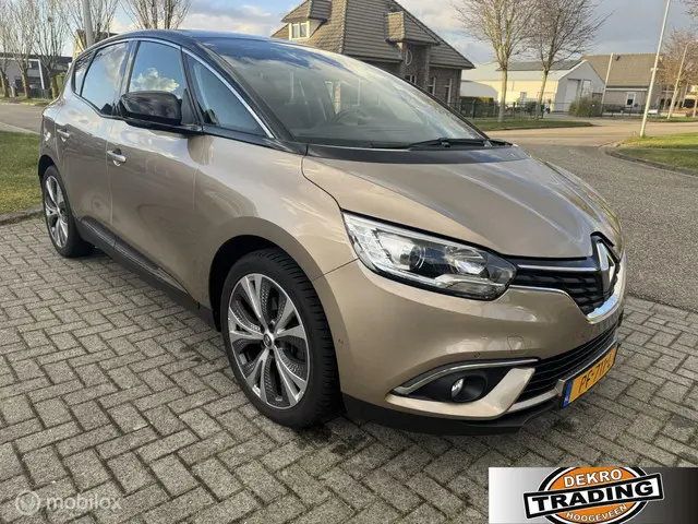 Renault Scénic 1.2 TCe Intens Camera , keyless, 2017 Benzine 7
