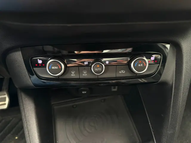 Opel Corsa 1.2 GS Line 2024 Benzine 23