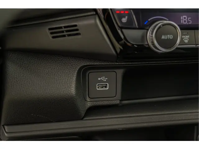 Honda HR-V 1.5i e:HEV ELEGANCE 2022 Hybride Benzine 39