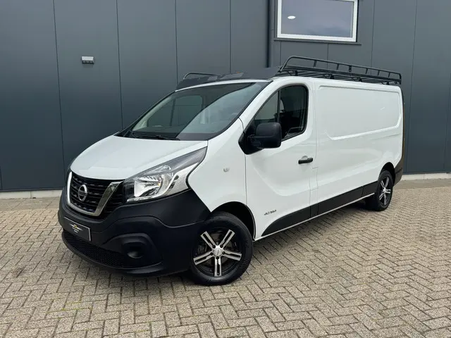 Nissan NV300 * L2H1 * Airco * Trekhaak * Imperiaal * 2019 Diesel 4