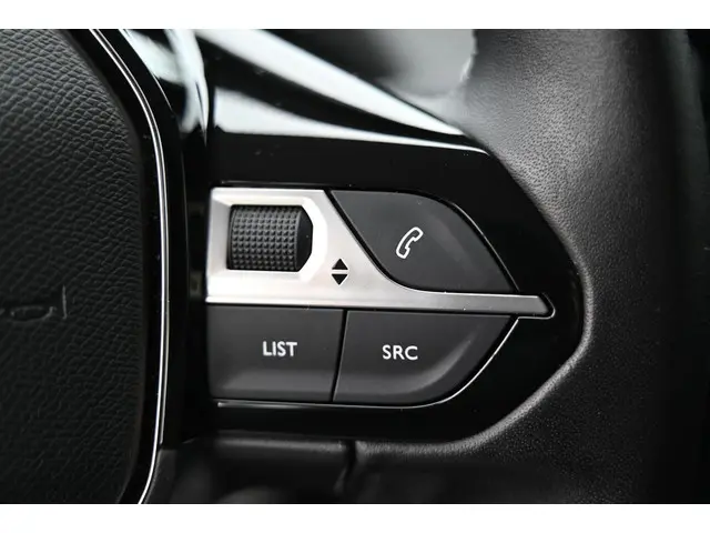 Peugeot 208 1.2 PureTech Active 2020 Benzine 21