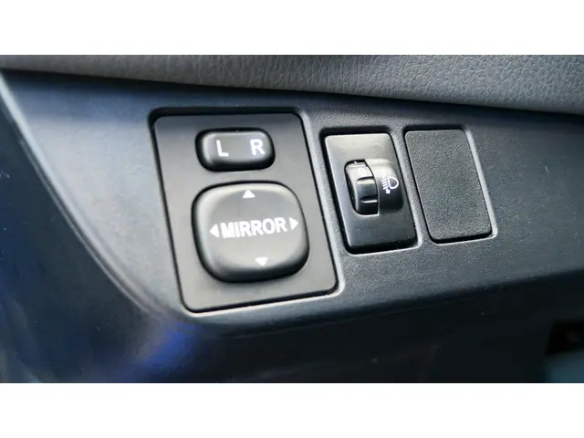 Toyota Yaris 1.5 Hybrid Active 2019 Hybride Benzine 34