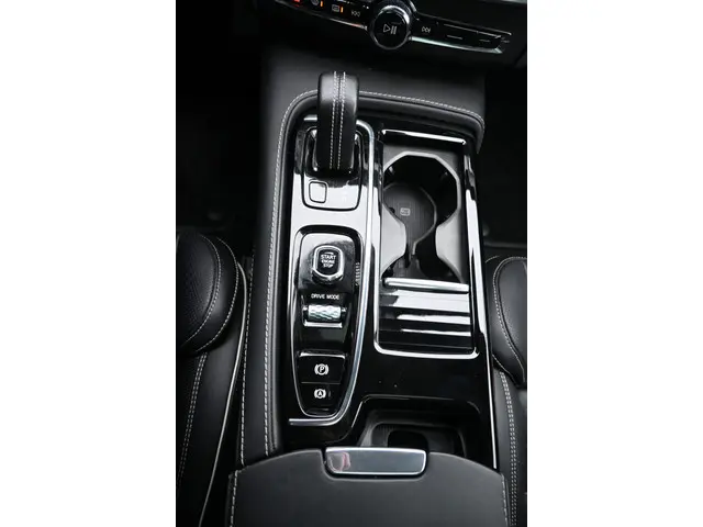 Volvo V90 2.0 T8 AWD R-Design 2021 Hybride Benzine 51