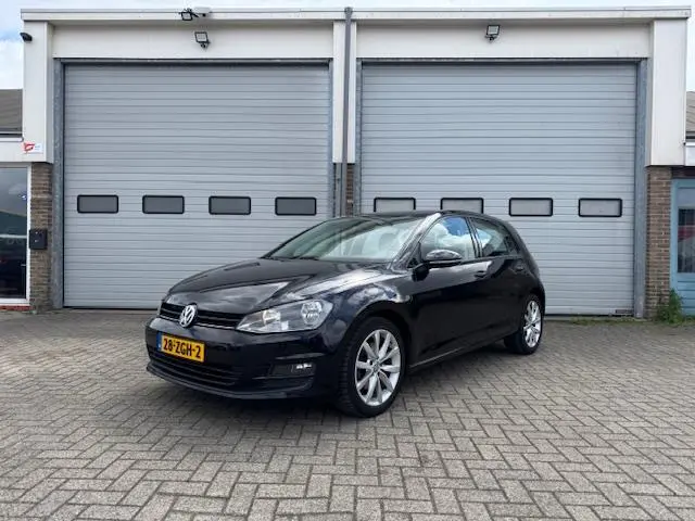 Volkswagen Golf 2