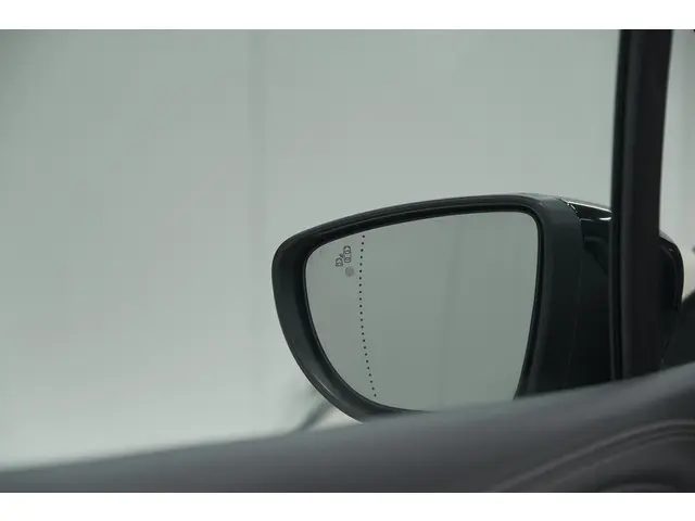 Renault Captur TCe 120 EDC Initiale Paris 2017 Benzine 23