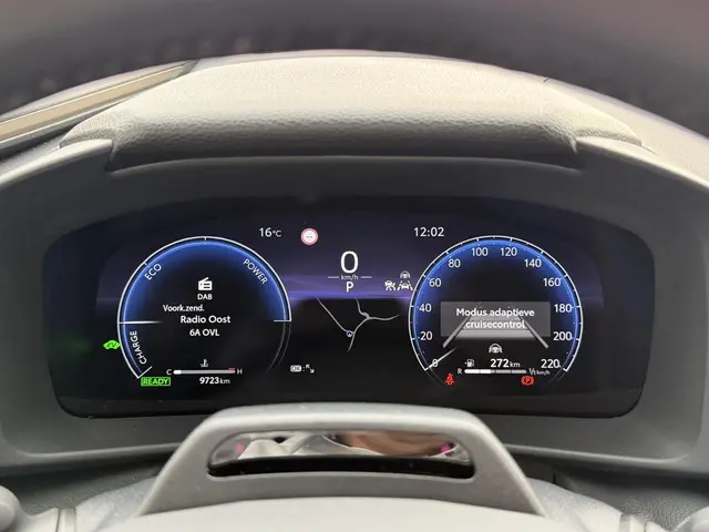 Toyota C-HR 1.8 Hybrid Executive 2023 Hybride Benzine 4