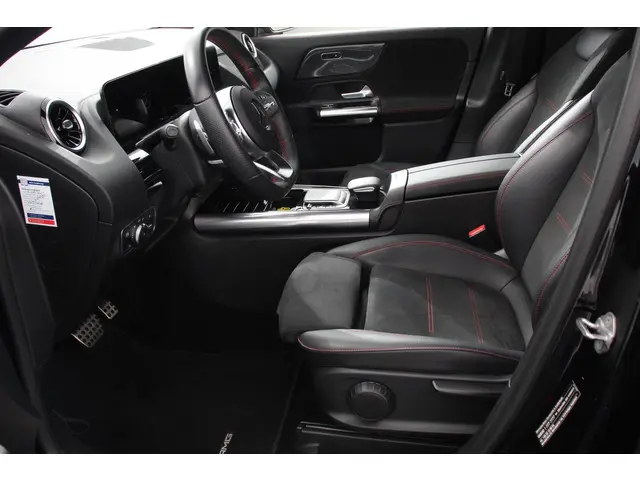 Mercedes-Benz GLA 200 AMG Line Automaat 2020 Benzine 22