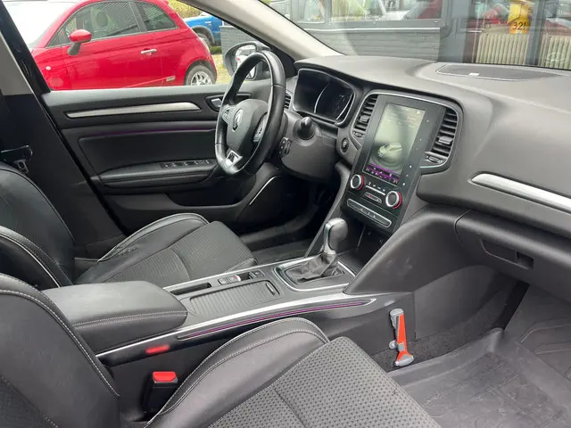 Renault Mégane Estate 1.3 TCe Bose / Automaat 2020 Benzine 16