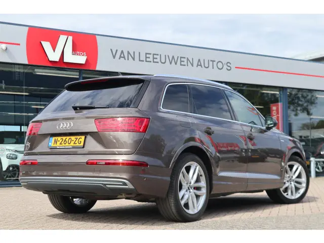 Audi Q7 2