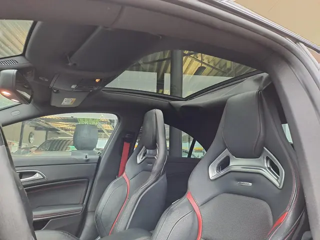 Mercedes-Benz CLA AMG 45 4MATIC 2016 Benzine 10