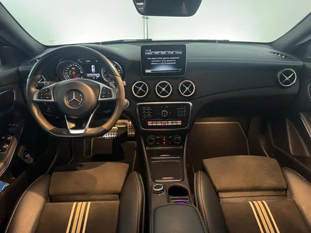 Mercedes-Benz CLA 200 Prestige 2018 Benzine 20