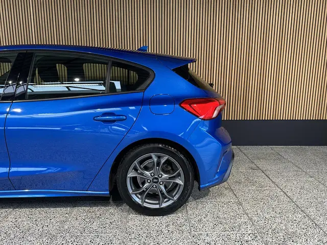 Ford Focus 1.0 EcoBoost ST Line Business 2020 Benzine 9
