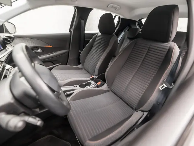 Peugeot 208 1.2 PureTech Sport 2020 Benzine 13