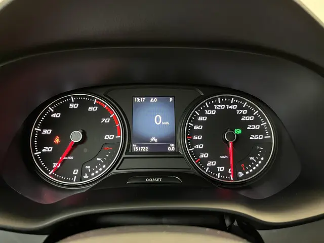 SEAT Ateca 1.5 TSI Style Business Intense 2021 Benzine 24