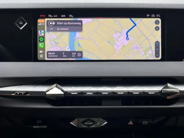 DS DS 4 E-Tense La Première 2022 Hybride Benzine 12