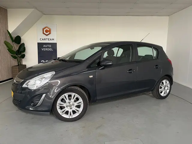 Opel Corsa 1.2-16V Berlin Airco, LMV, 5 deurs 2013 Benzine 3