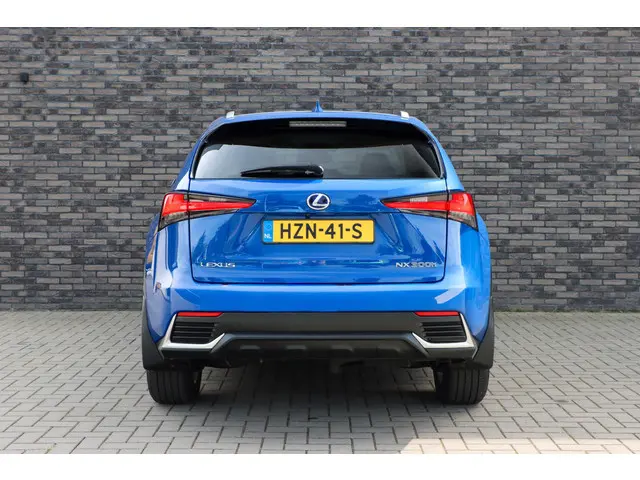Lexus NX 300h Luxury Line 2021 Hybride Benzine 41