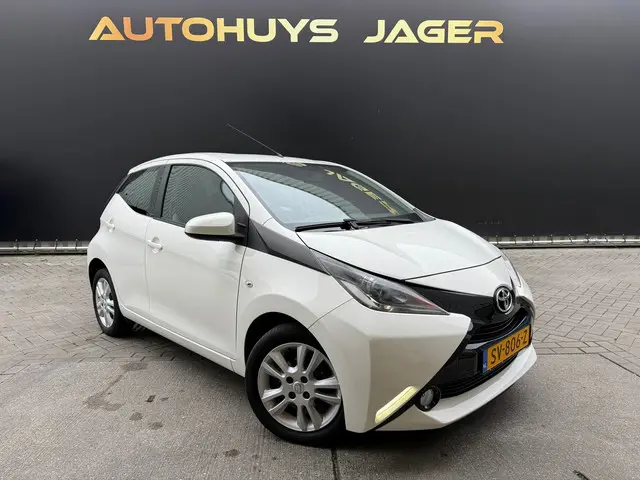 Toyota Aygo 1.0 VVT-i x-wave|Camera 2017 Benzine 8