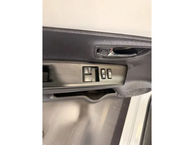 Toyota Yaris 1.0 VVT-i Trend 2013 Benzine 11