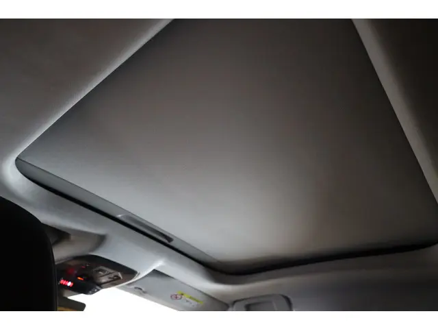 DS DS 4 e-Tense 225 'Etoile' 2024 Hybride Benzine 48