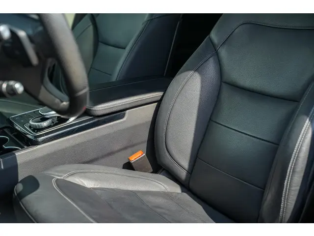 Mercedes-Benz GLE 500 e 4MATIC 2015 Hybride Benzine 26