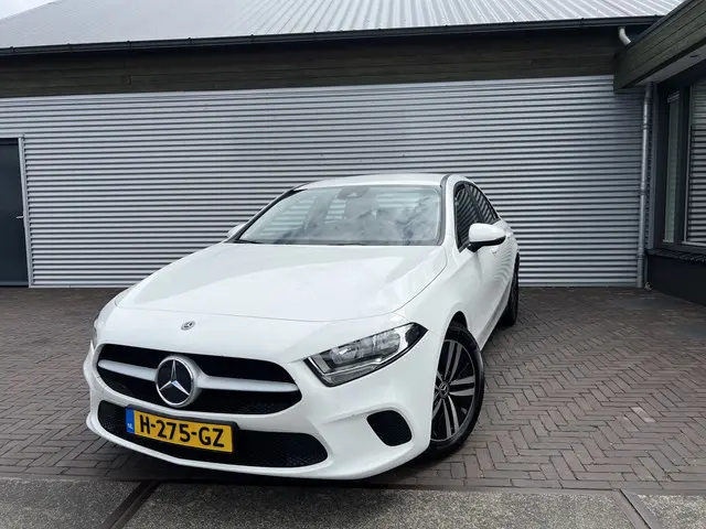 Mercedes-Benz A-Klasse 180 2020 Benzine 4