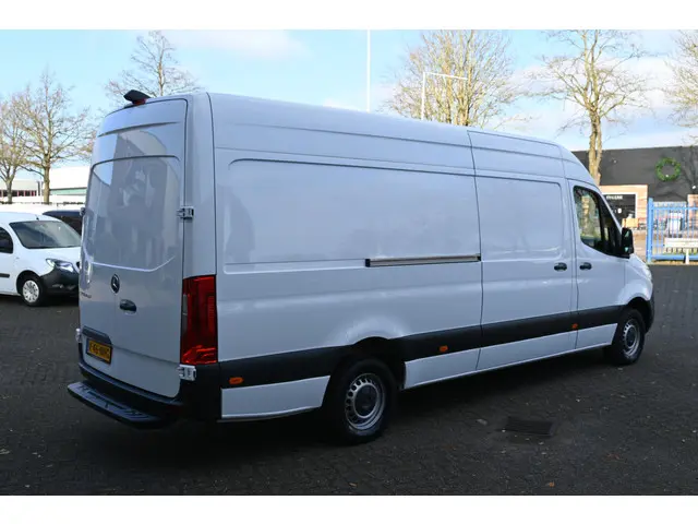 Mercedes-Benz Sprinter 317 CDI L3H2 2024 Diesel 3