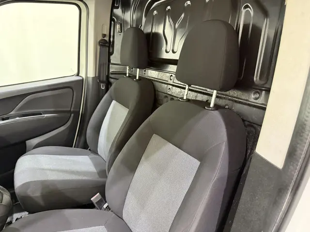 Fiat Doblò Cargo 1.3 MJ Actual Airco 2017 Diesel 25