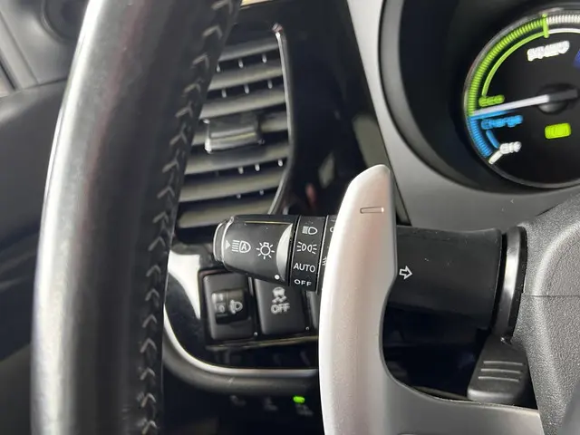 Mitsubishi Outlander 2.4 PHEV Pure+ 2020 Hybride Benzine 32
