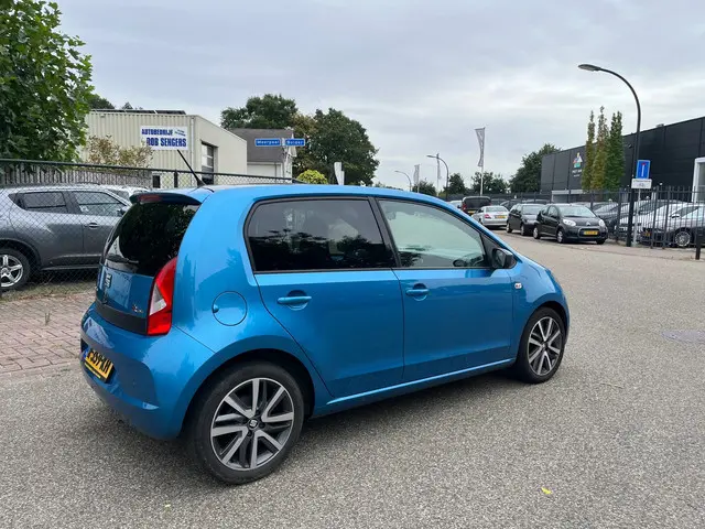 SEAT Mii 1.0 FR Connect 2017 Benzine 3