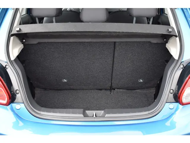 Mitsubishi Space Star 1.0 5Drs Cool+ 2017 Benzine 15