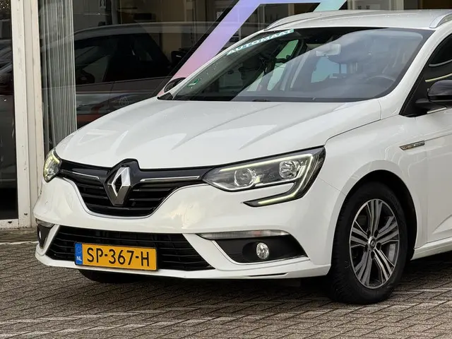 Renault Mégane Estate 1.5 dCi Limited 2018 Diesel 3