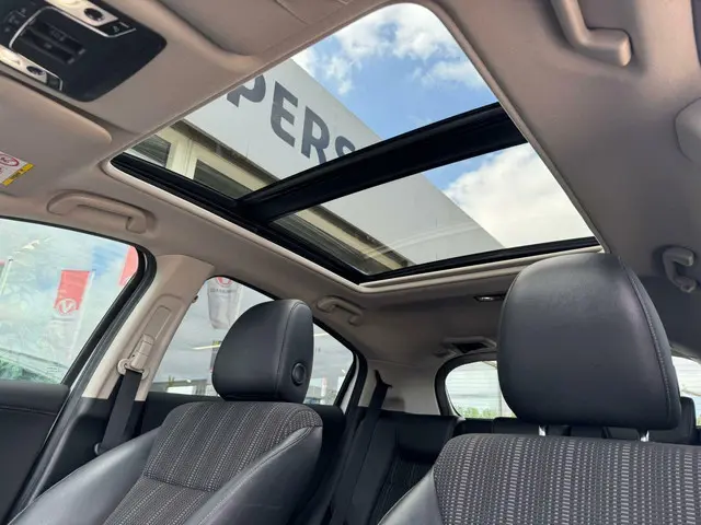 Honda HR-V 1.5 i-VTEC Executive 2017 Benzine 15