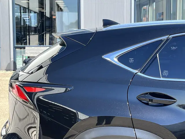 Lexus NX 300h AWD Luxury Line 2015 Hybride Benzine 48