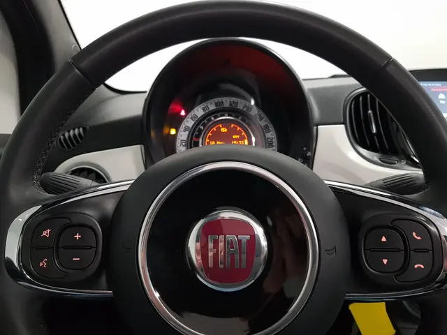 Fiat 500C 1.0 Hybrid Lounge 2020 Benzine 9