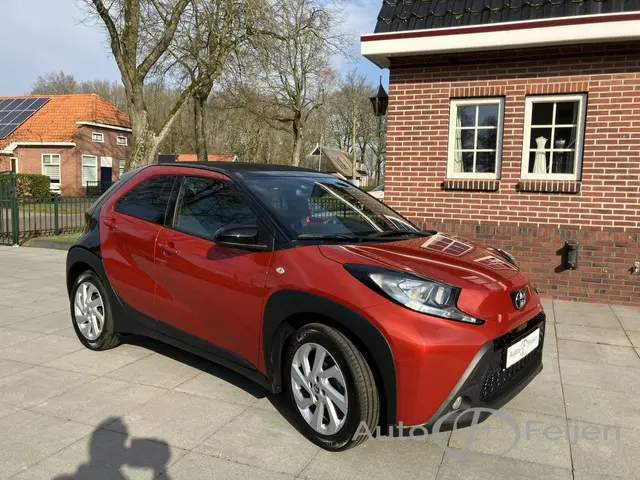 Toyota Aygo X CABRIO VVT-I ENVY 2022 Benzine 13