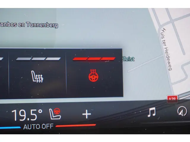 BMW 5 Serie 550e xDrive 2024 Hybride Benzine 25