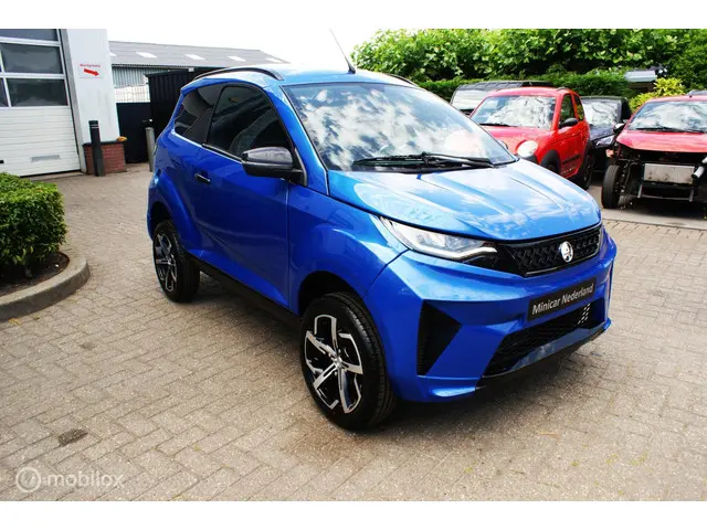 Aixam Crossover Brommobiel SUV 2024 Diesel 6