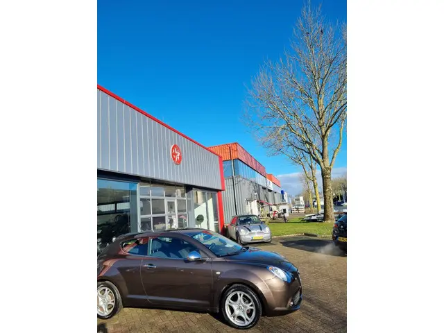 Alfa Romeo MiTo 3