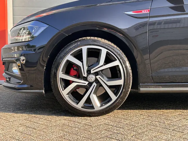 Volkswagen Polo 2.0 TSI GTI 2020 Benzine 6