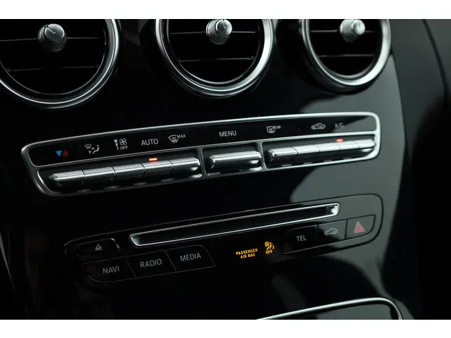 Mercedes-Benz C-Klasse 180 Ambition 2015 Benzine 19