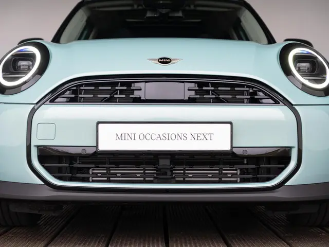 MINI 5-Deurs Cooper C 2025 Benzine 16