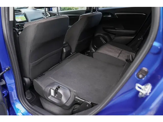 Honda Jazz 1.3i VTEC ELEGANMCE 2020 Benzine 31