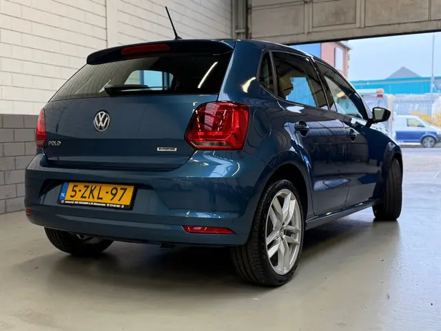 Volkswagen Polo 1.0 Comfortline 2014 Benzine 2