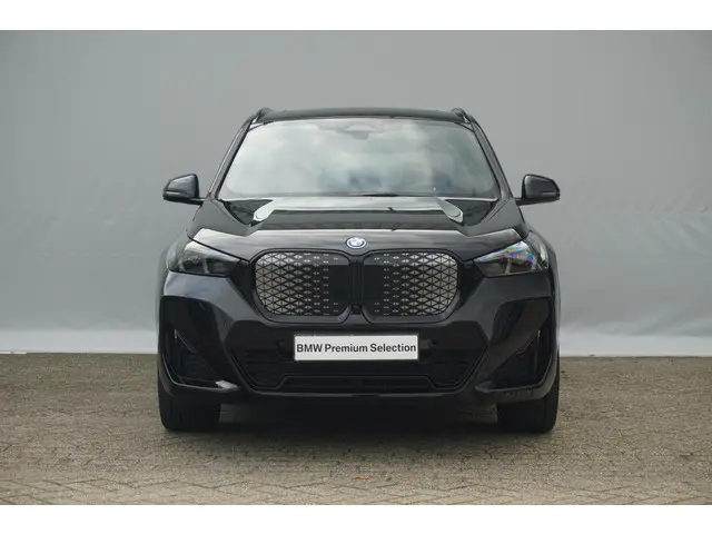 BMW iX1 eDrive20 2025 Elektrisch 3