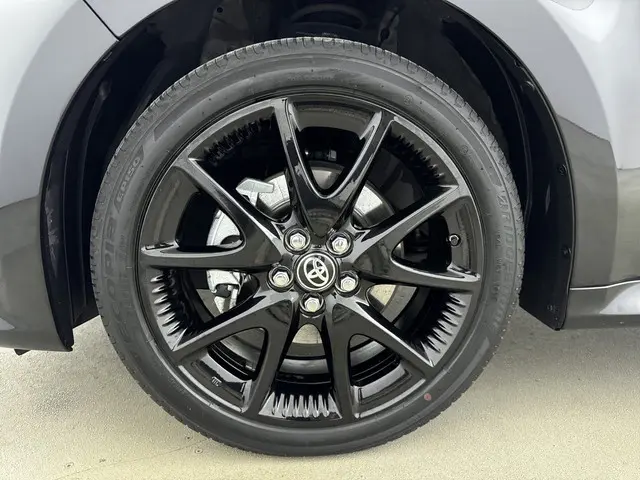 Toyota Yaris 1.5 Hybrid Executive 2023 Hybride Benzine 8