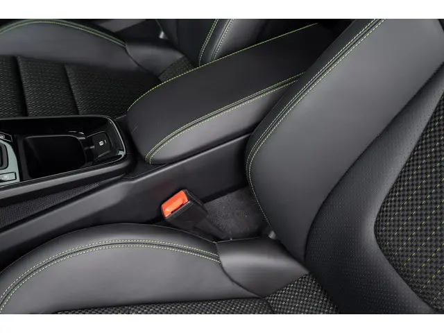 Porsche 911 T | Rubystar Neo 2023 Benzine 10